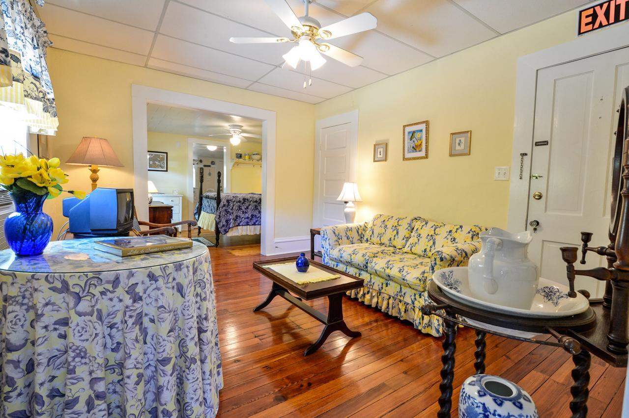 Farnsworth House Bed And Breakfast Mount Dora Exterior photo